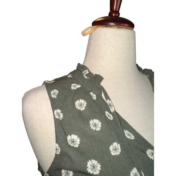 Market & Spruce Green Floral Sleeveless Blouse | Tie Neck | Size Small - Picture 5 of 8